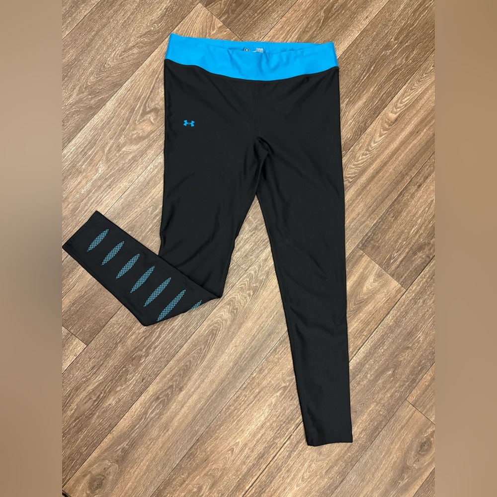 Under Armor LG Black and Blue Leggings